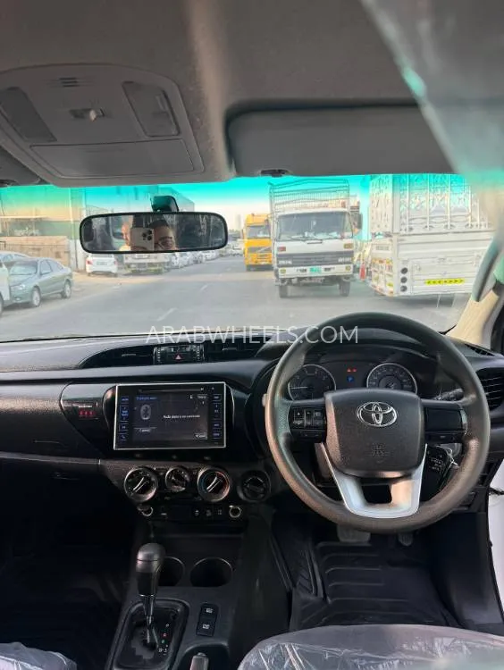 تويوتا هايلوكس 2018 for Sale in دبي Image-7