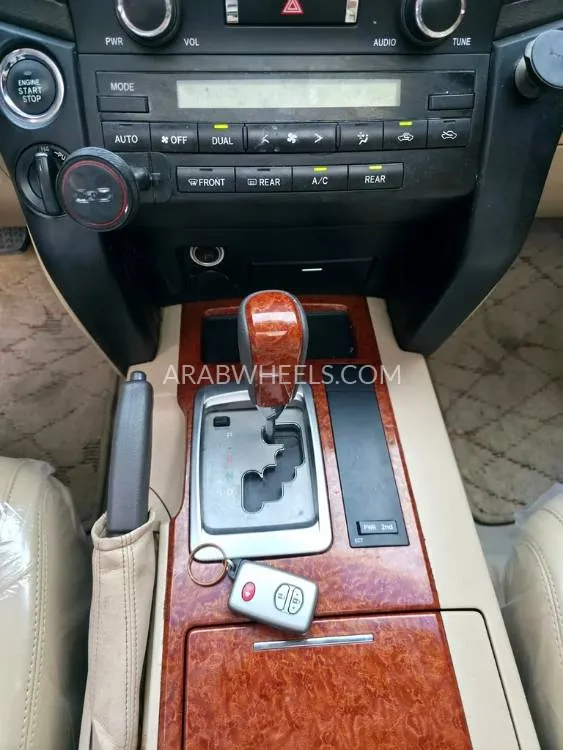 Toyota Land Cruiser 2014 for Sale in Ajman Image-18