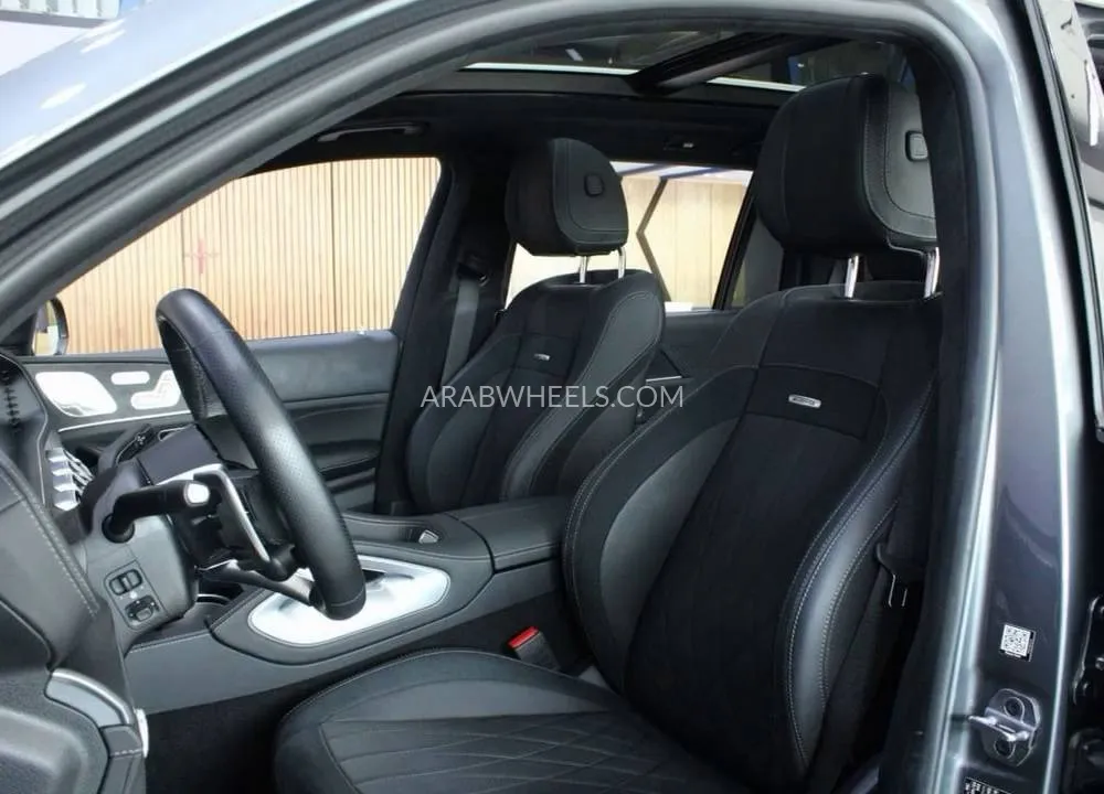 مرسيدس بنز GLS 2025 for Sale in دبي Image-5