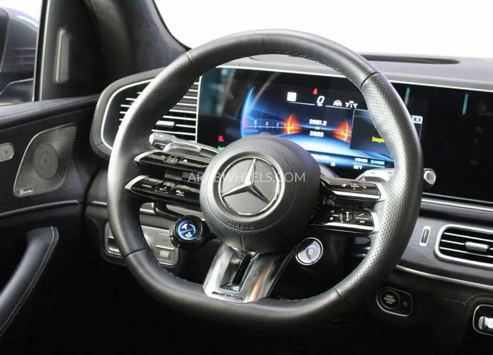 مرسيدس بنز GLS 2025 for Sale in دبي Image-8