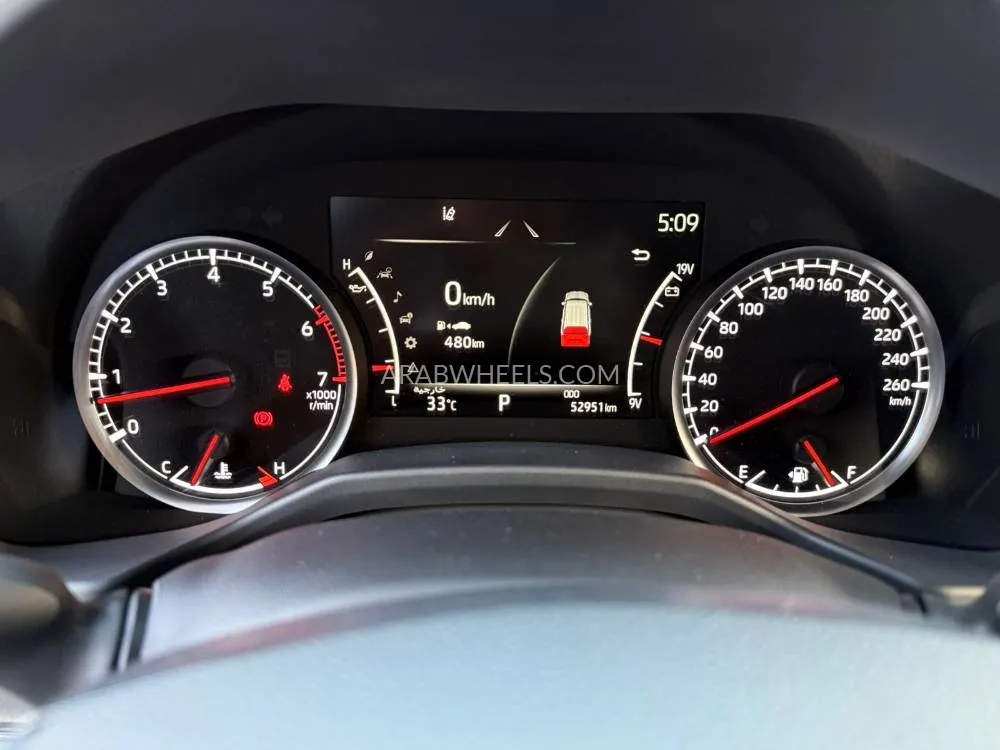 Toyota Land Cruiser 2023 for Sale in Abu Dhabi Image-10