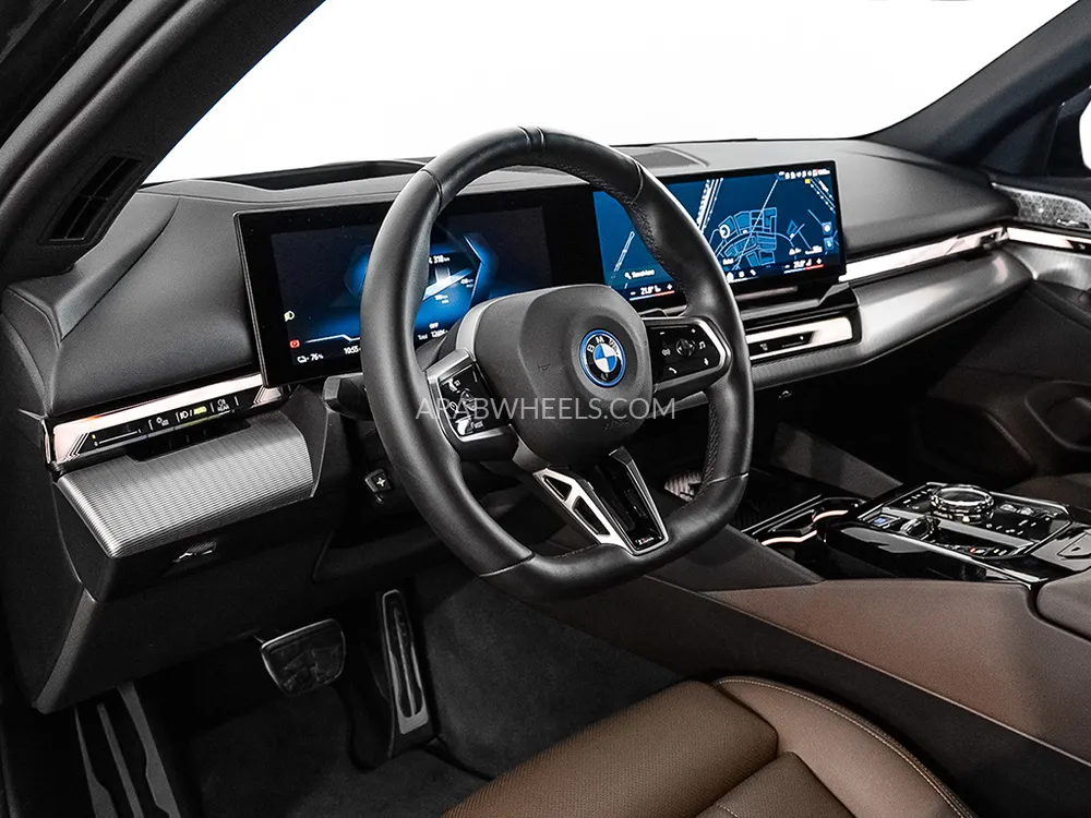 BMW i5 2024 for Sale in Dubai Image-7