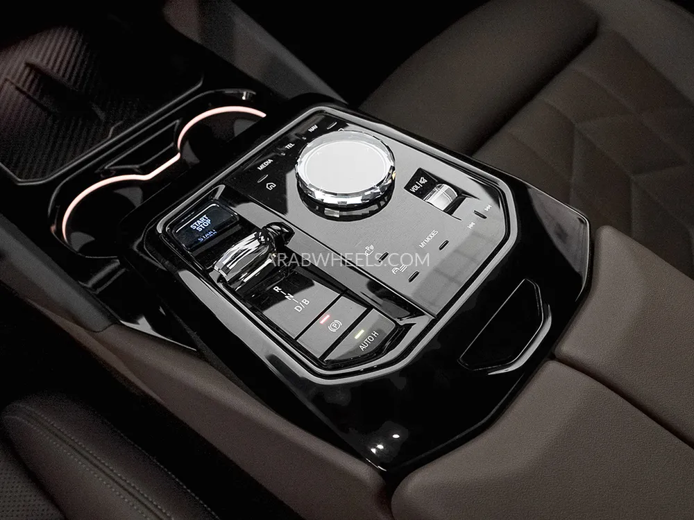 BMW i5 2024 for Sale in Dubai Image-10