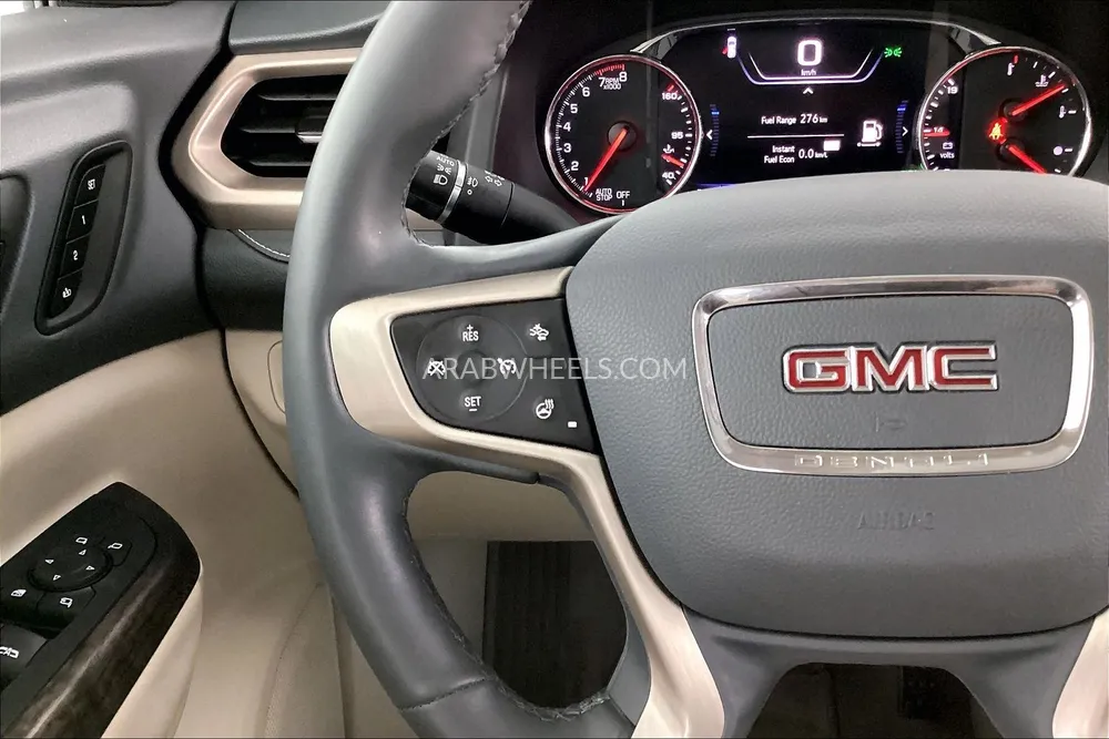 GMC Acadia 2023 for Sale in Sharjah Image-25