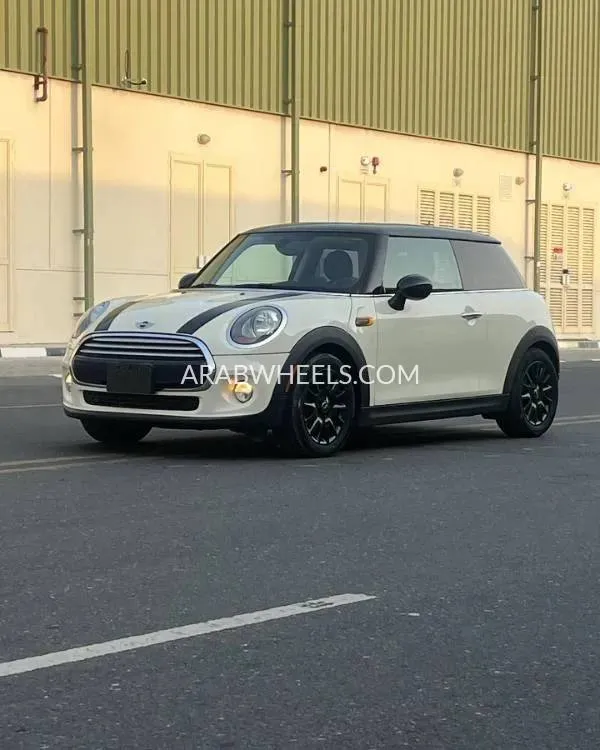ميني كوبر 2015 for Sale in أم القيوين Image-3