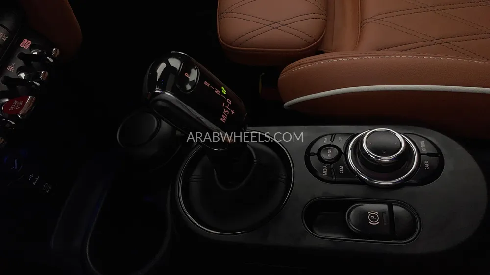 Mini Cooper 2024 for Sale in Dubai Image-18