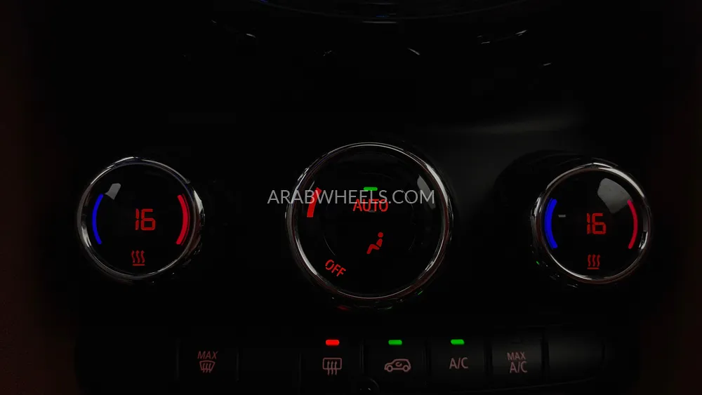 Mini Cooper 2024 for Sale in Dubai Image-49