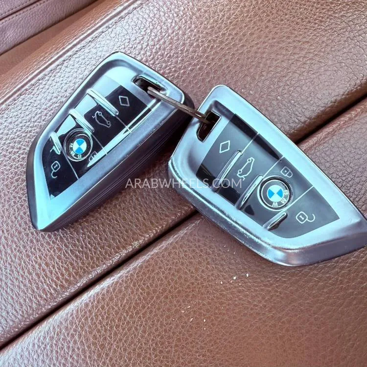 BMW X5 2015 for Sale in Ajman Image-5