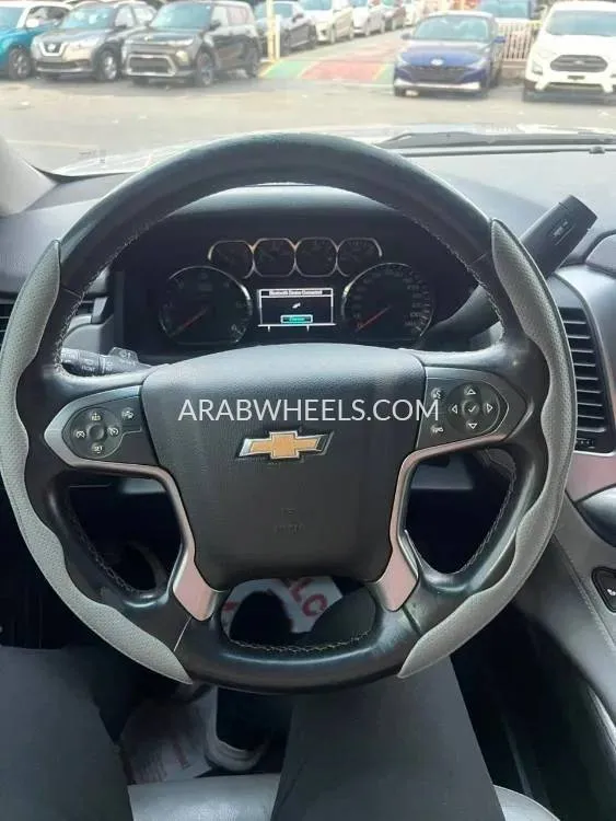 Chevrolet Tahoe 2015 for Sale in Ajman Image-7