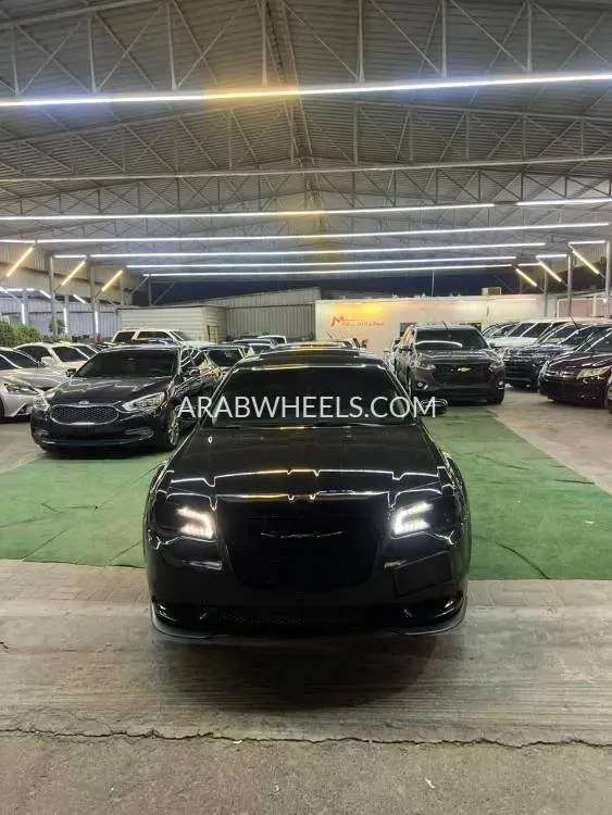Chrysler 300 2016 for Sale in Ajman Image-2
