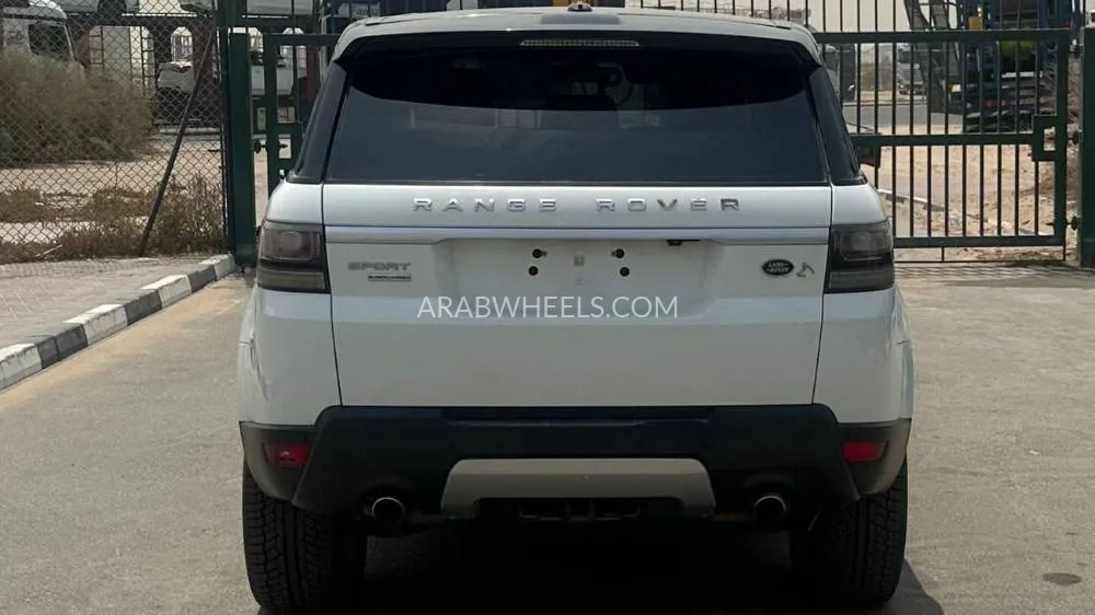 Land Rover Range Rover Sport 2014 for Sale in Ajman Image-4