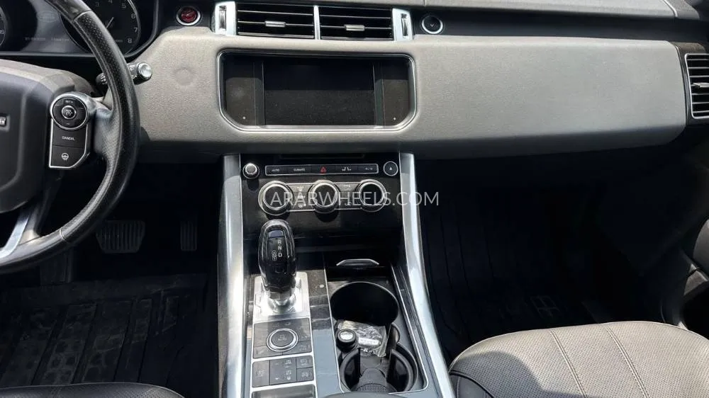 Land Rover Range Rover Sport 2014 for Sale in Ajman Image-19