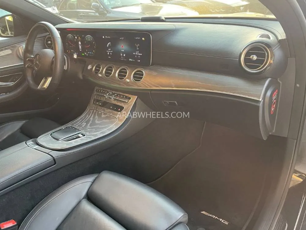 Mercedes Benz E Class 2021 for Sale in Ajman Image-11