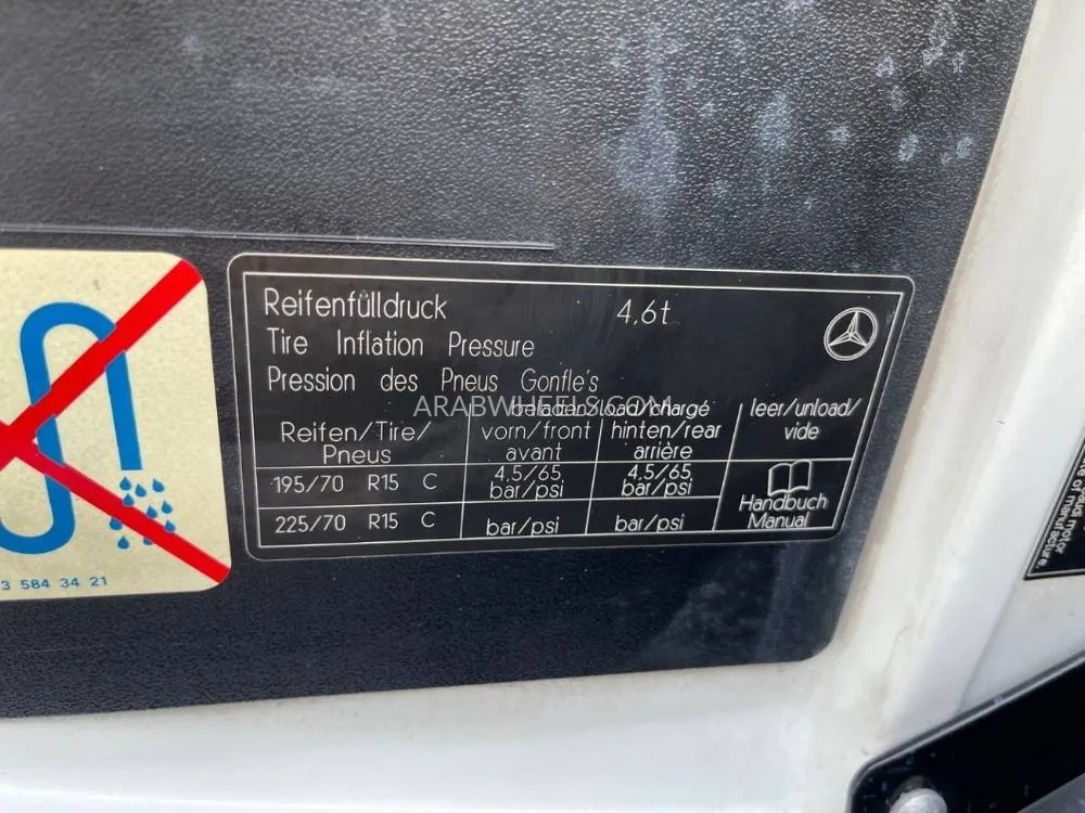 Mercedes Benz Sprinter 2010 for Sale in Ajman Image-13