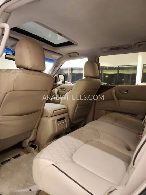 Nissan Patrol 2014 for Sale in Ajman Image-9