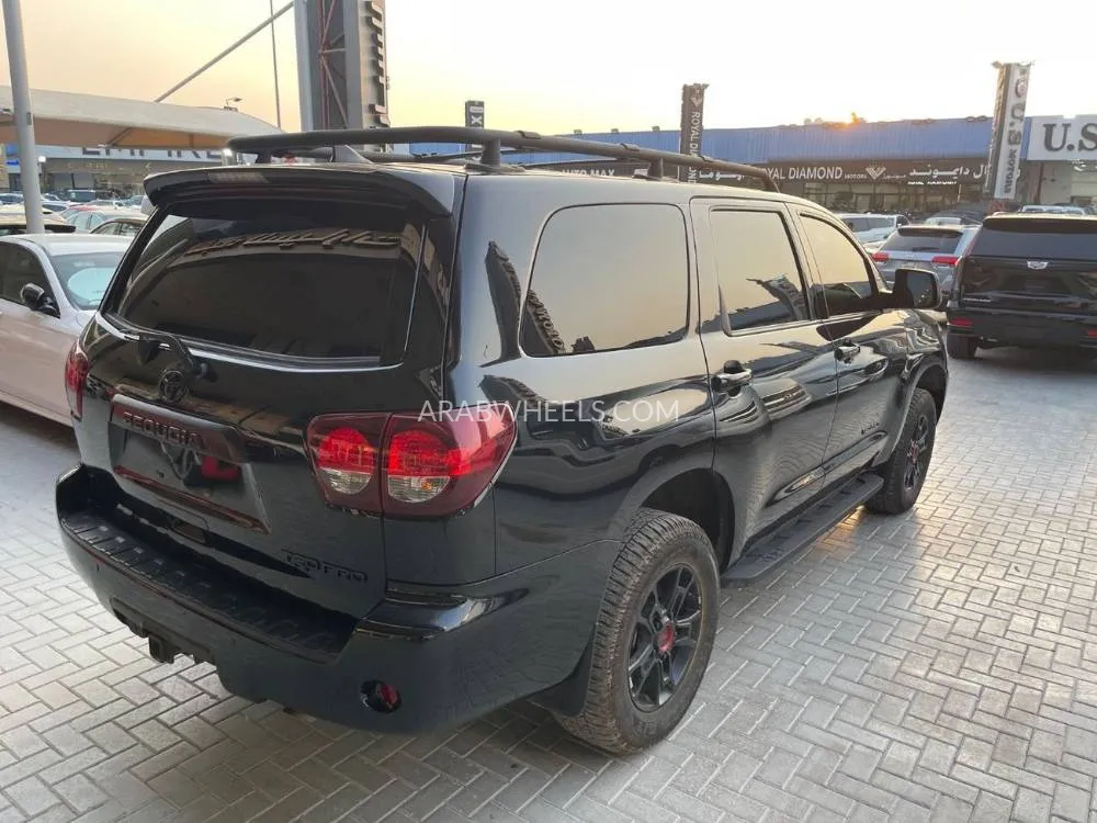 Toyota Sequoia 2021 for Sale in Ajman Image-12