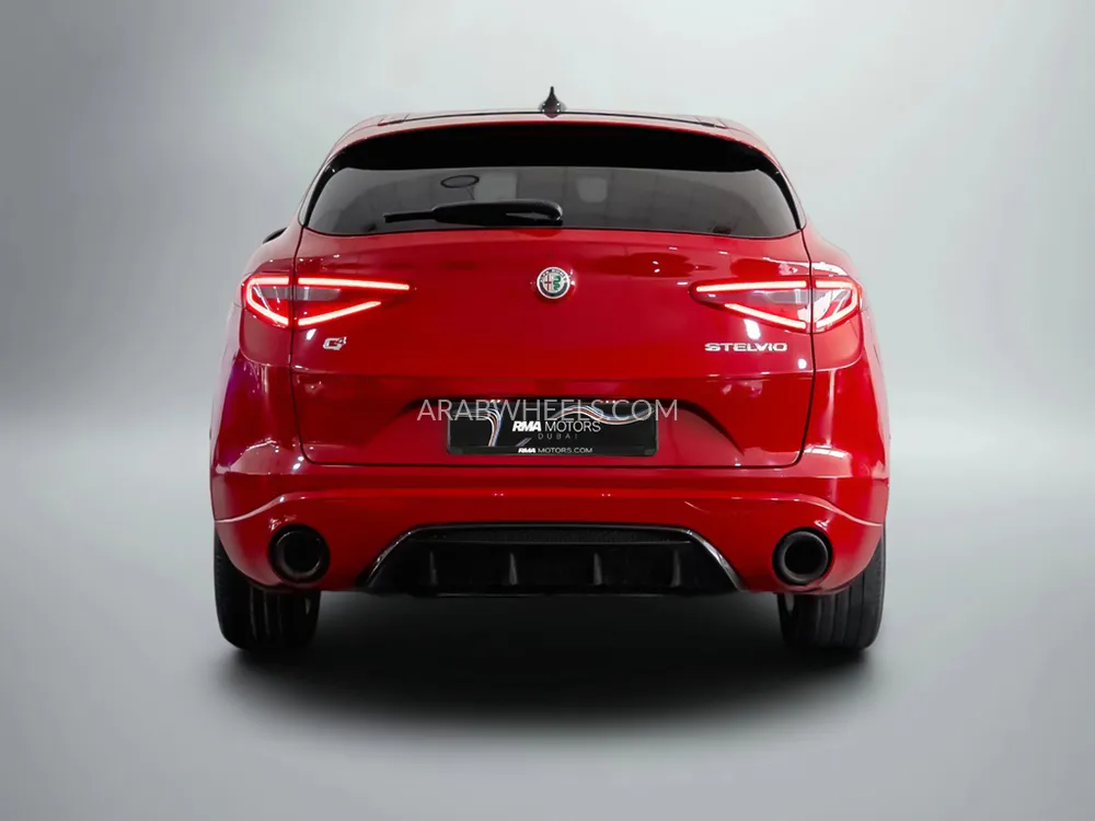 الفا روميو ستيلفيو 2023 for Sale in دبي Image-4