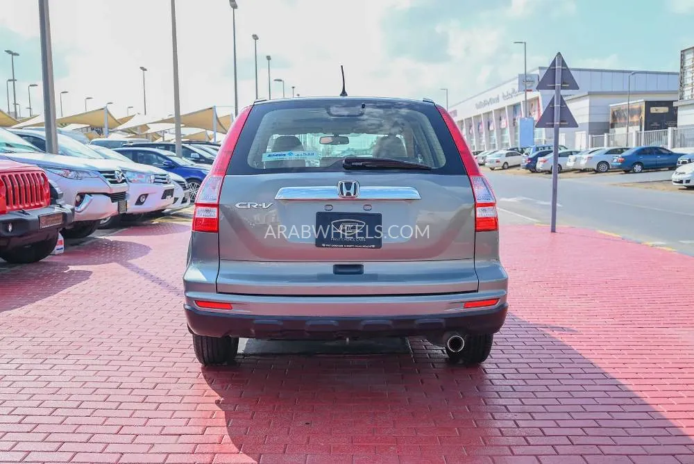 Honda CR-V 2011 for Sale in Sharjah Image-6