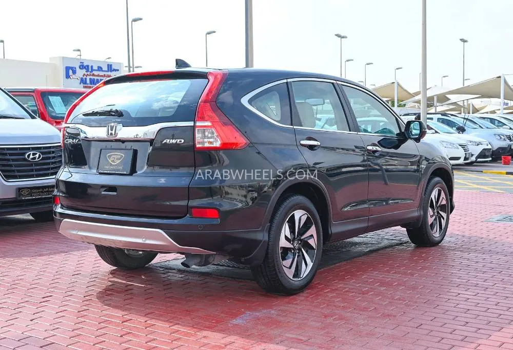 Honda CR-V 2016 for Sale in Sharjah Image-4