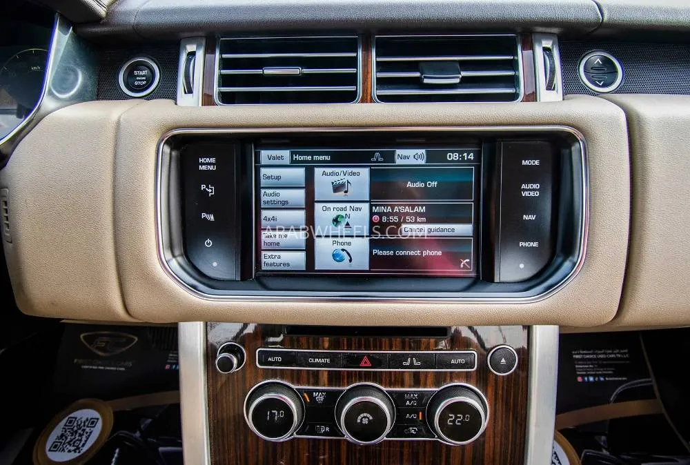 Land Rover Range Rover 2015 for Sale in Sharjah Image-16