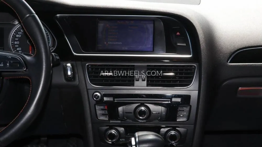 Audi A4 2019 for Sale in Sharjah Image-9