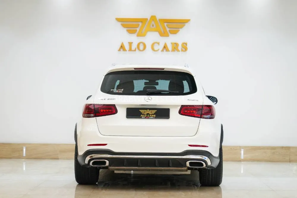 Mercedes Benz GLC Class 2021 for Sale in Dubai Image-4