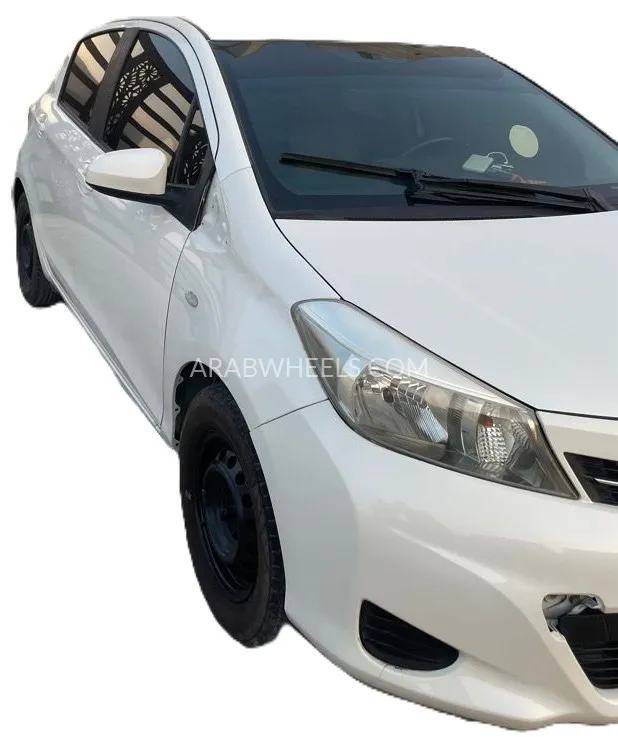 Toyota Yaris 2013 for Sale in Ajman Image-5