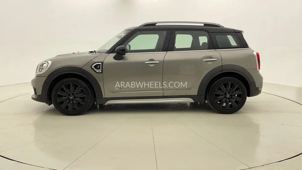 Mini Countryman 2019 for Sale in Dubai Image-6