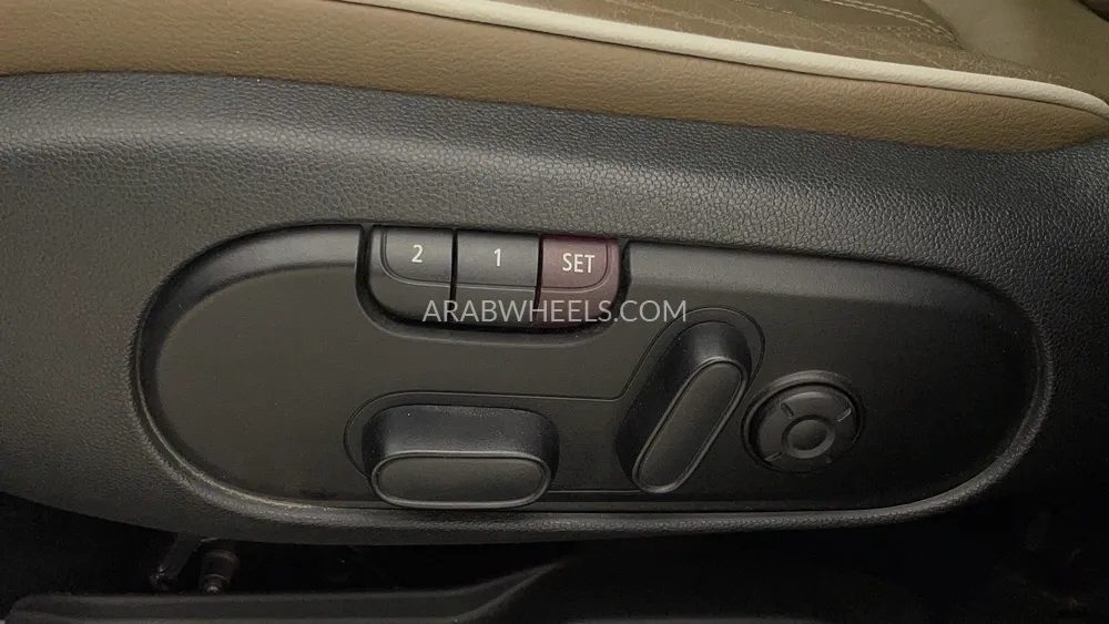 Mini Countryman 2019 for Sale in Dubai Image-22