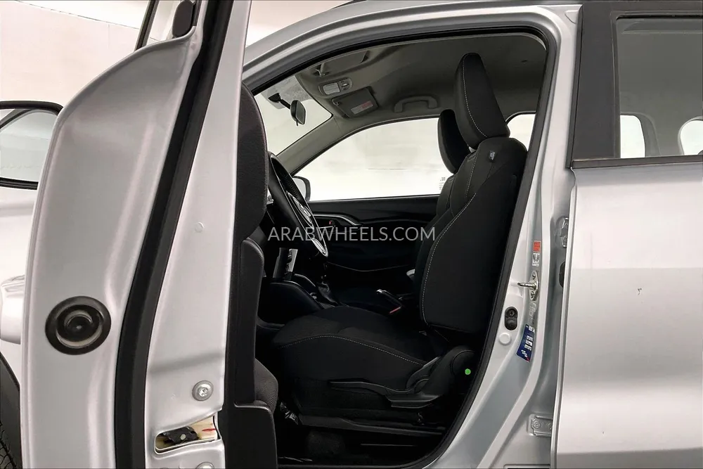 Suzuki Grand Vitara 2024 for Sale in Dubai Image-23