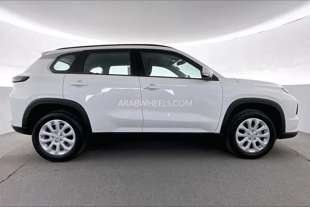 Suzuki Grand Vitara 2024 for Sale in Dubai Image-8