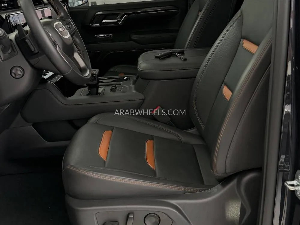 GMC Sierra 2023 for Sale in Abu Dhabi Image-6