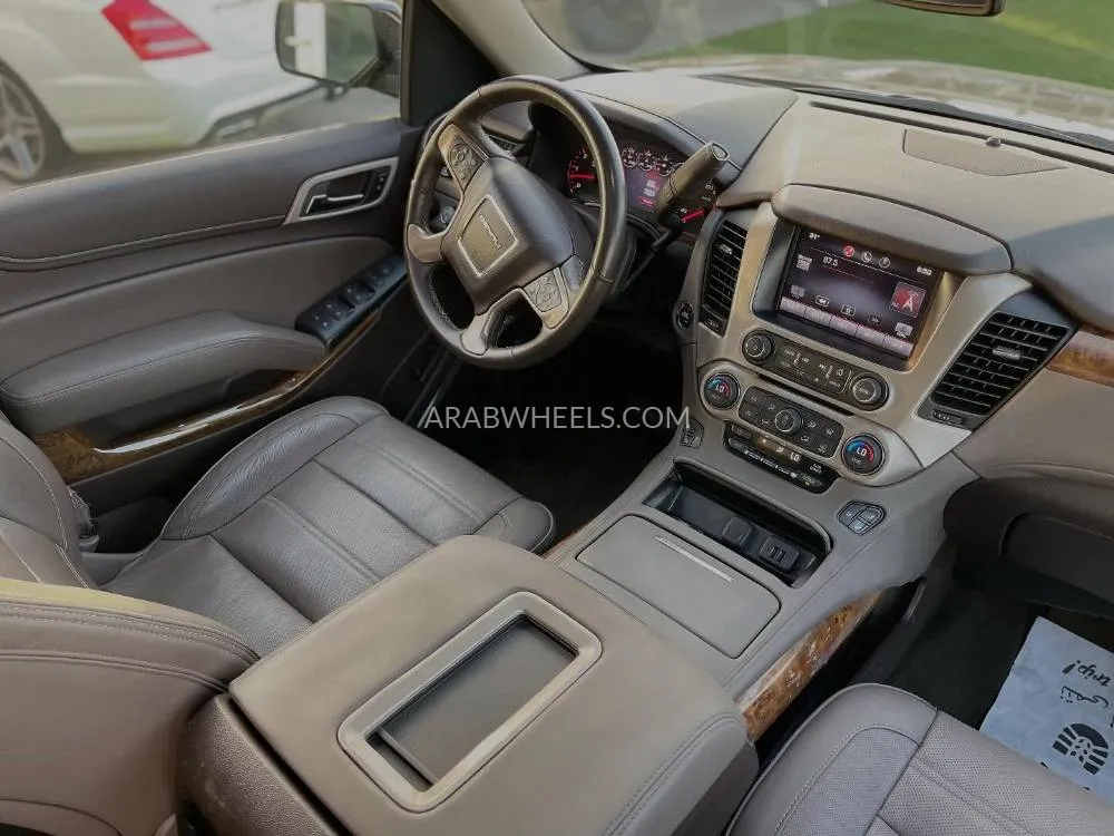 GMC Yukon 2015 for Sale in Sharjah Image-5