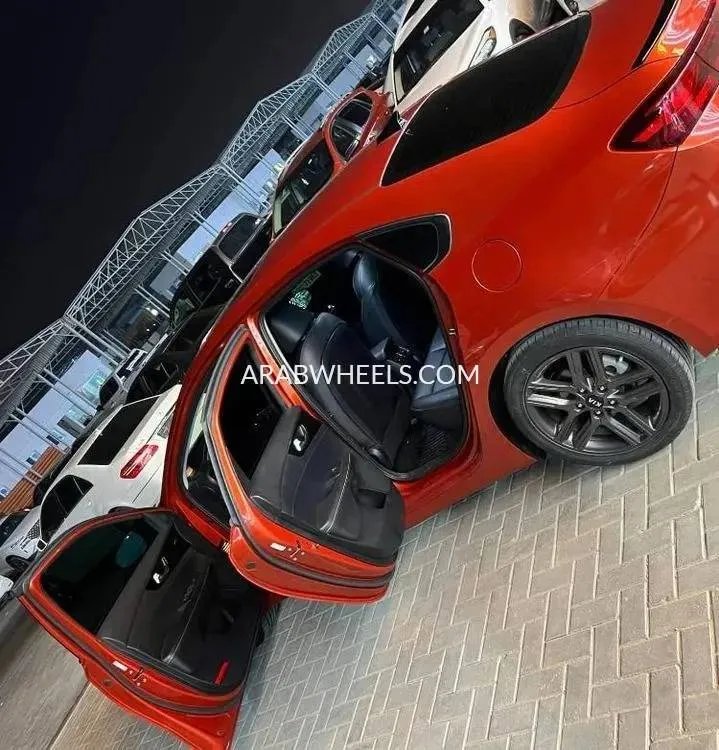 Kia Forte 2019 for Sale in Ajman Image-1