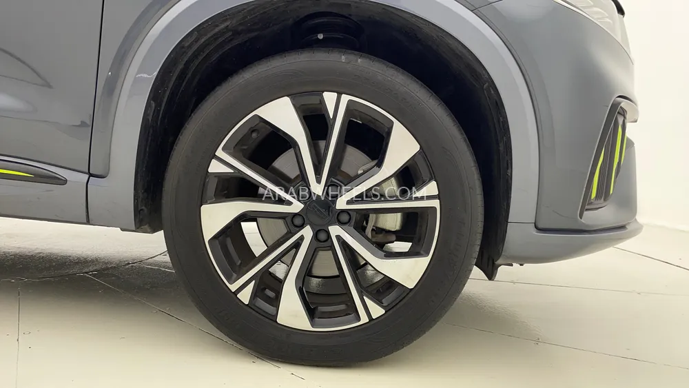 Geely Tugella 2024 for Sale in Dubai Image-10