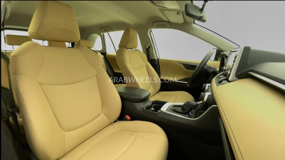 Toyota Rav4 2021 for Sale in Dubai Image-24