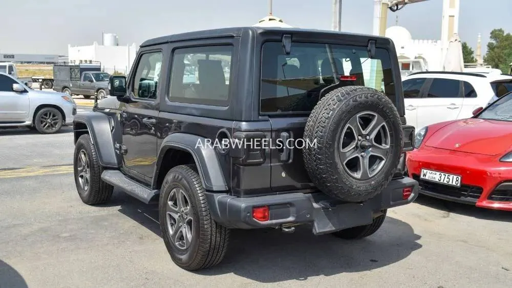 Jeep Wrangler 2018 for Sale in Sharjah Image-4