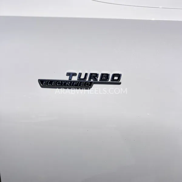 مرسيدس بنز كلاس C 2023 for Sale in دبي Image-10