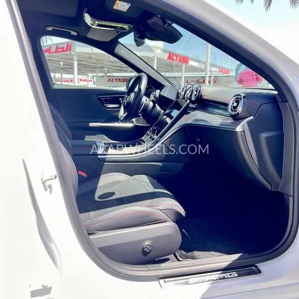 مرسيدس بنز كلاس C 2023 for Sale in دبي Image-11