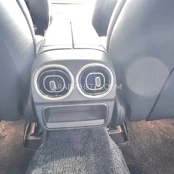 مرسيدس بنز كلاس C 2023 for Sale in دبي Image-18