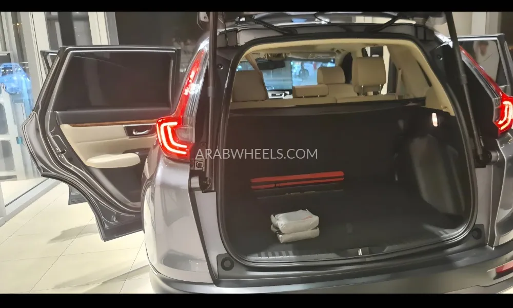 Honda CR-V 2022 for Sale in Abu Dhabi Image-9