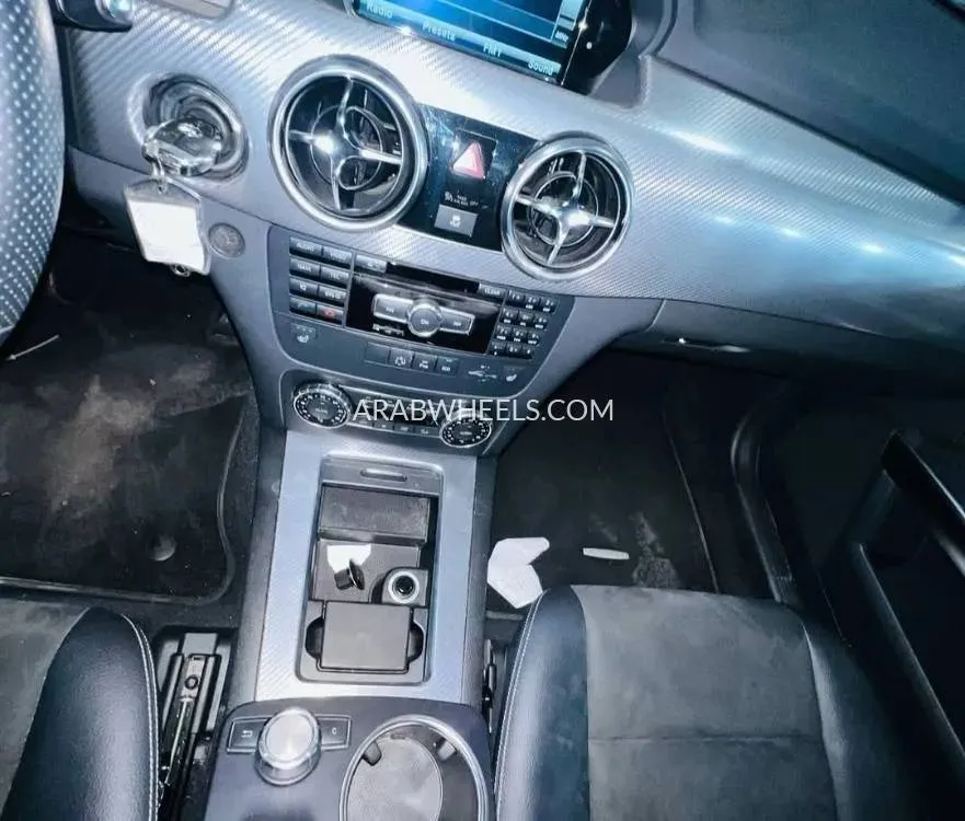 Mercedes Benz GLK Class 2014 for Sale in Dubai Image-9