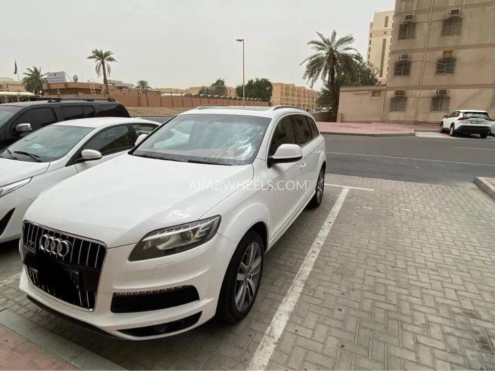 أودي Q7 2011 for Sale in الشارقة Image-1