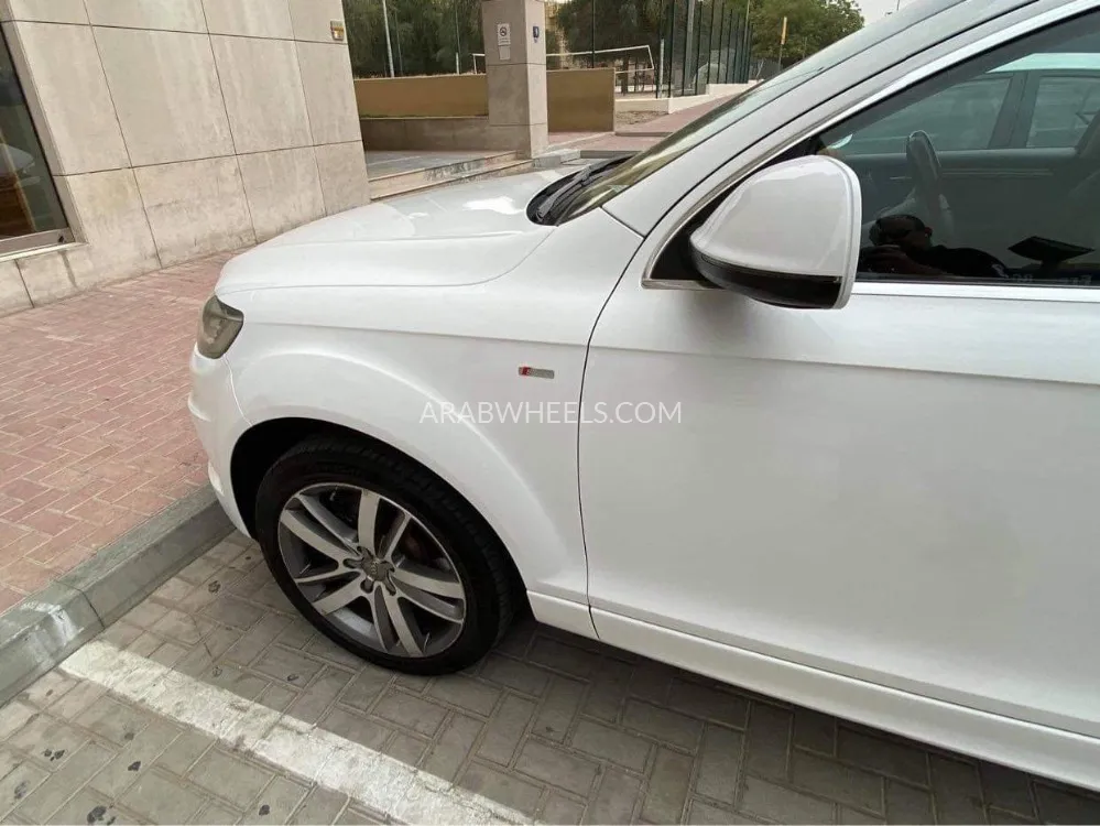 Audi Q7 2011 for Sale in Sharjah Image-5