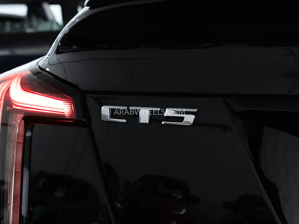 Cadillac CT5 2022 for Sale in Dubai Image-17