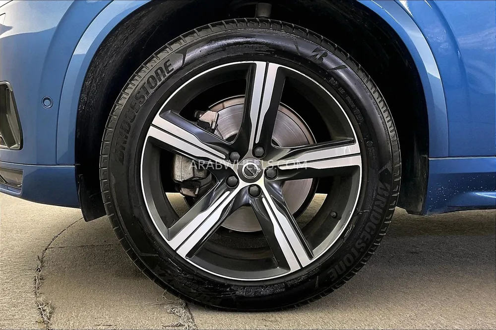 Volvo XC90 2019 for Sale in Sharjah Image-9