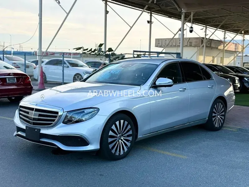 Mercedes Benz E Class 2018 for Sale in Dubai Image-3