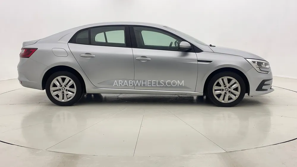 Renault Megane 2023 for Sale in Dubai Image-2