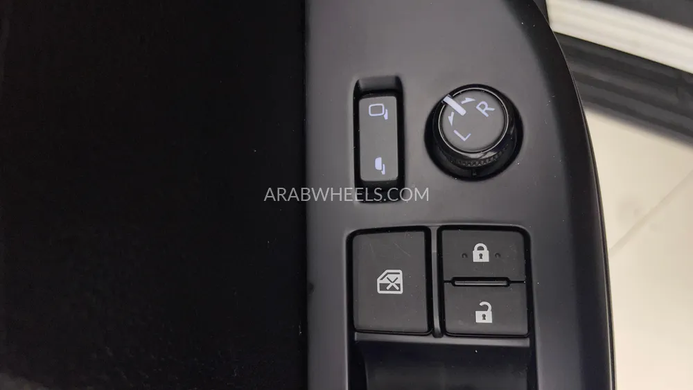 Toyota Fortuner 2024 for Sale in Dubai Image-37