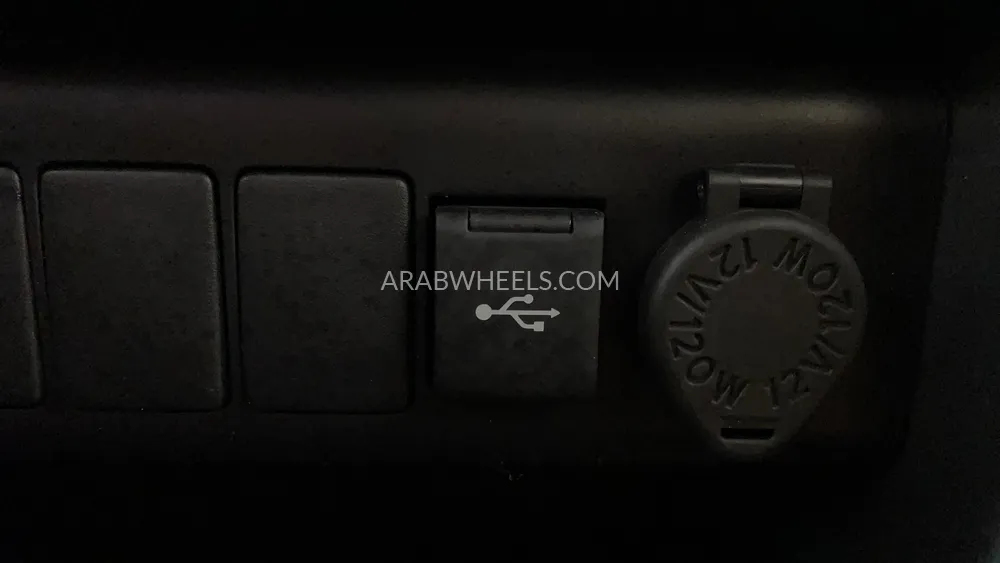 Toyota Fortuner 2024 for Sale in Dubai Image-40